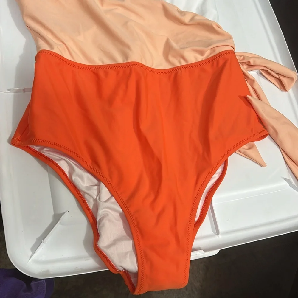 CUPSHE Women's One Piece Swimsuit Wrap Color Block Tie‎ Side Bathing Suit